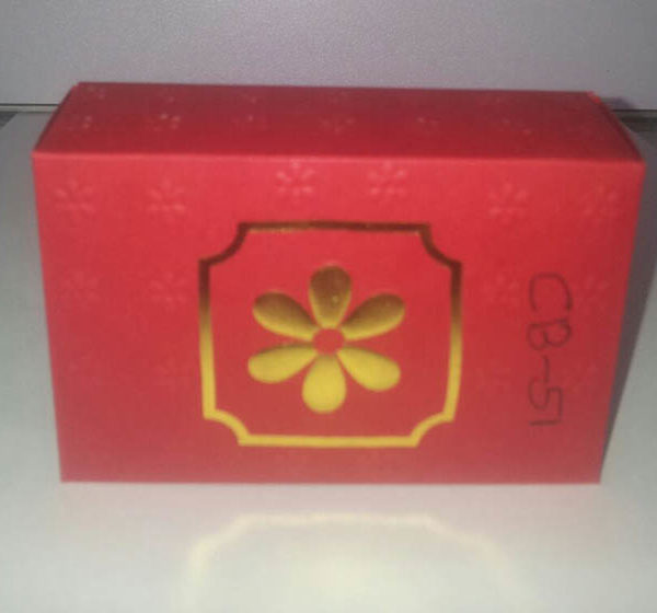 Red Flower Emboss One Piece Cake Box