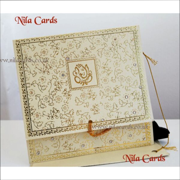 Floral Cream Foiled Kankotri (RM-566)