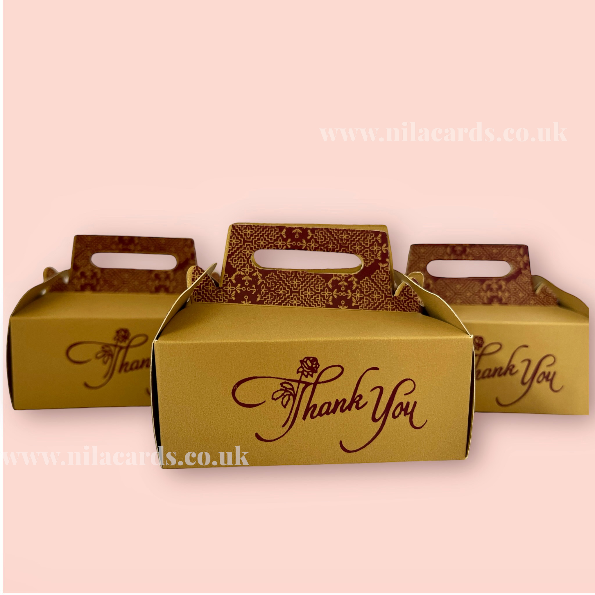 4981C9E0-6BE1-4B99-ADA9-C740A6356B1F Suitcase Model Gold Favour Box