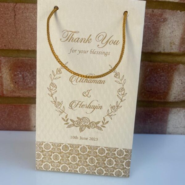 Cream with Gold colour Gift Bag
